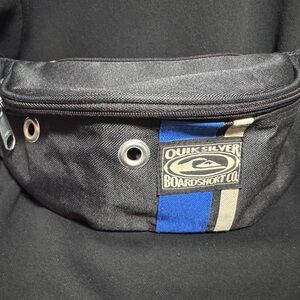 EUC Vintage Y2K Quiksilver Black Blue Canvas Fanny Pack Shoulder Belt Bag